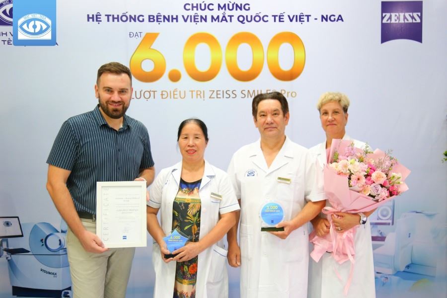 Bệnh viện Mắt Quốc tế Việt - Nga: Đơn vị đầu tiên phẫu thuật thành công 6.000 ca cận thị bằng phương pháp Smile Pro