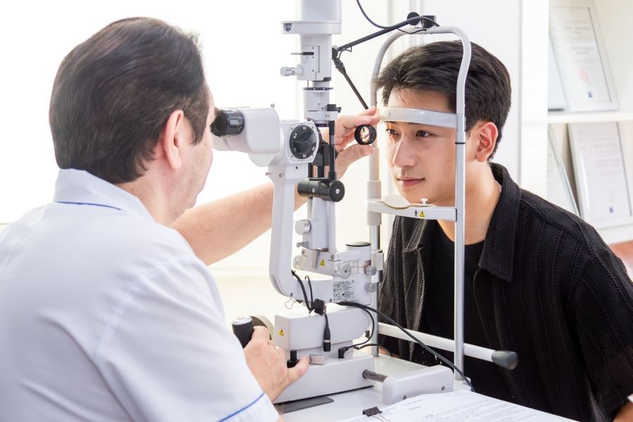 Khám chuyên sâu trước mổ cận: Điều kiện tiên quyết cho ca phẫu thuật thành công