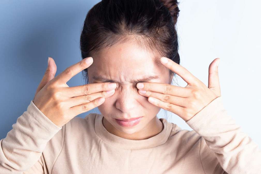 6 thói quen có thể khiến mắt tổn thương